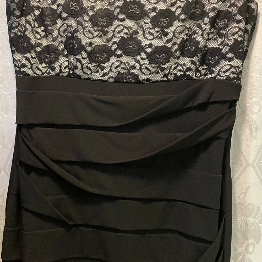Black and white Beautiful Party Dress - Picture 2 of 7